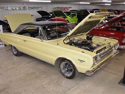 1967 Plymouth GTX 2-dr hard top