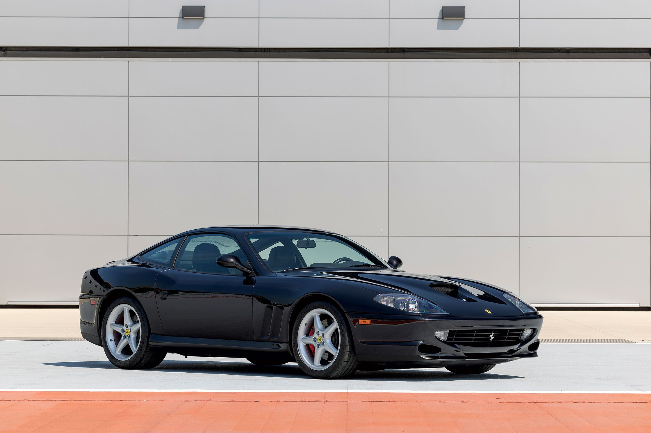 2001-ferrari-550-maranello-